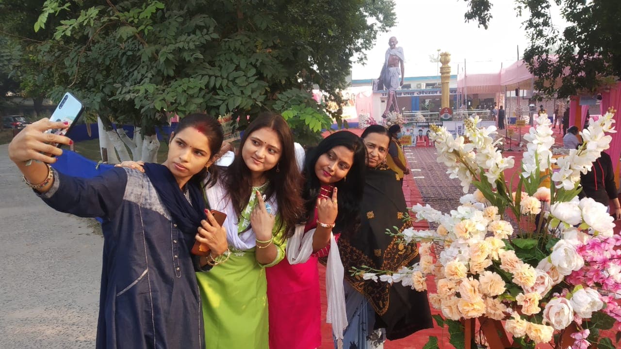 दूसरे फेज में 30 सीटों पर वोटिंग, सुरक्षा बलों की 651 कंपनी तैनात, नंदीग्राम में दांव पर ममता और शुभेंदु की प्रतिष्ठा