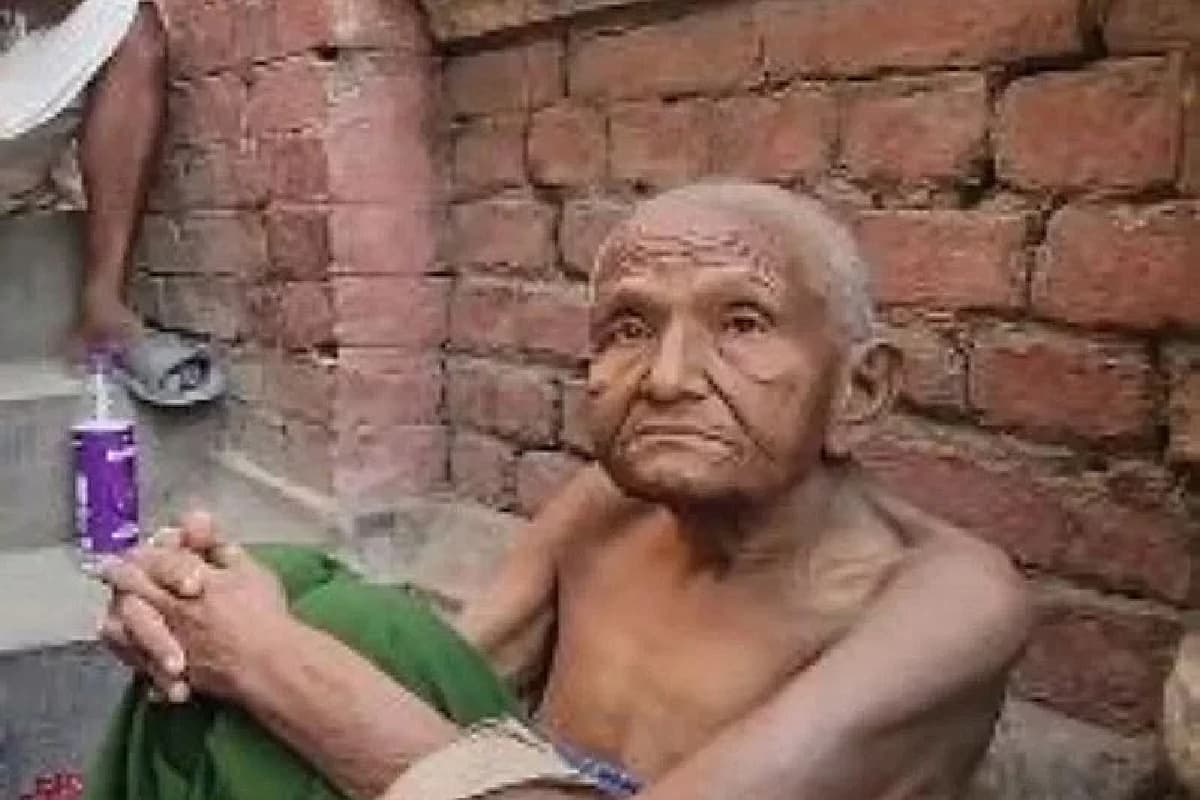 बाराबंकी में पेशी पर आया गैंगस्टर सिपाही की आंख में मिर्च पाउडर डालकर भागा, पुलिस ने कड़ी मशक्कत के बाद दबोचा