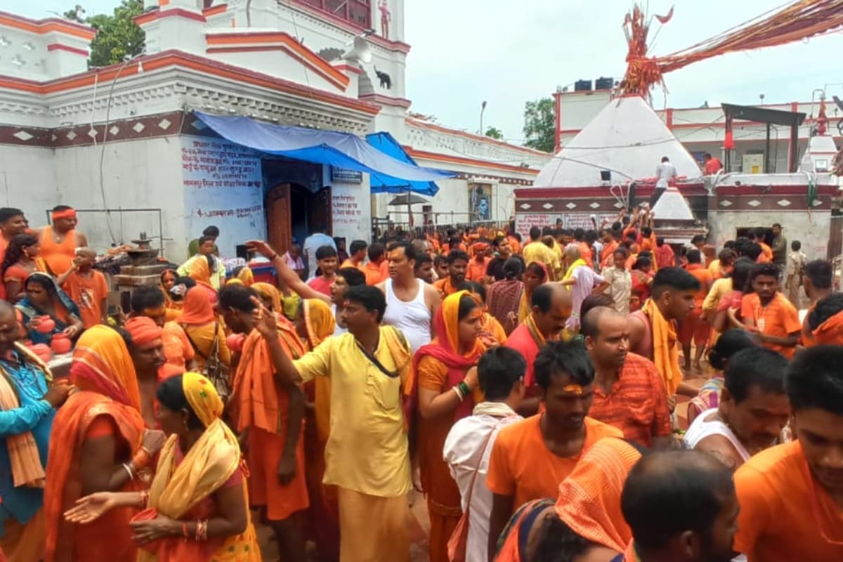 Shravani Mela: बाबा बासुकिनाथ में पुरुषोत्तम मास की अंतिम सोमवारी को 61115 कांवरियों ने अरघा से किया जलार्पण