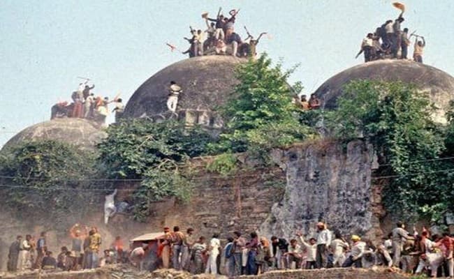 Ayodhya News : अयोध्या में ठंडी पड़ी हैं मस्जिद निर्माण की गतिविधियां, अभी तक नहीं हुआ ट्रस्ट का गठन
