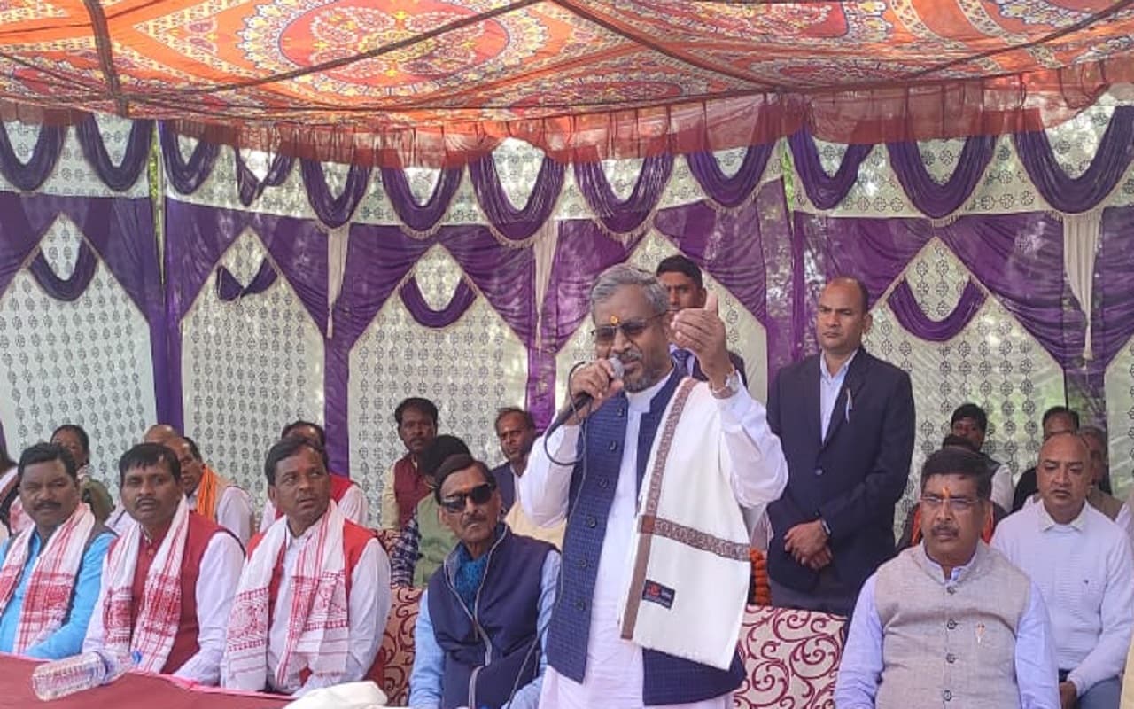 हेमंत सोरेन सरकार पर बरसे BJP नेता बाबूलाल मरांडी, बोले-झारखंड में जनता के पैसों की मची है लूट