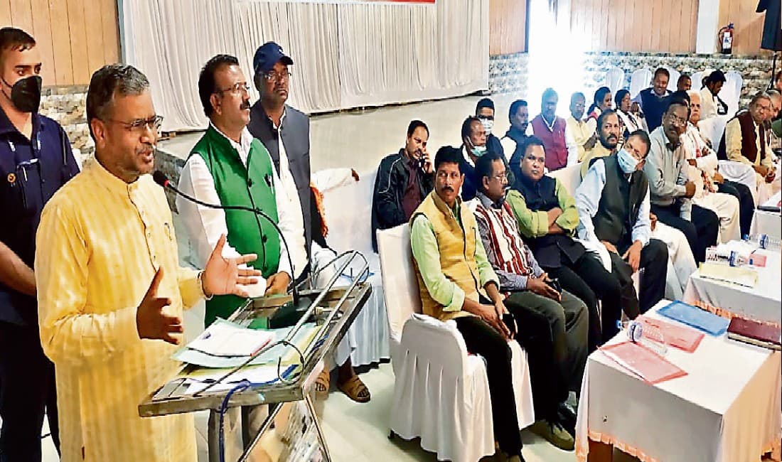 बाबूलाल मरांडी ने हेमंत सोरेन पर बोला हमला, कमाई को छिपाने के लिए दूसरे के नाम से ली जमीन