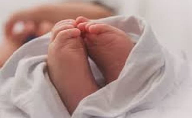 Nicknames for Boy and Girl: यहां से रखें बच्चों के प्यारे और दुलारे नाम, देखें Funny नामों की लिस्ट
