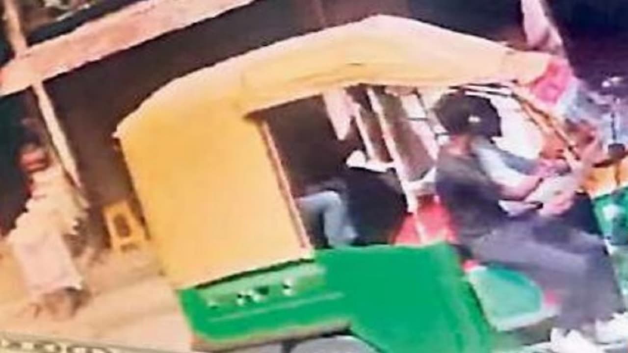 पटना: बाढ़ में चर्चित आभूषण कारोबारी के बेटे का अपहरण, ASP के सामने ही आया फिरौती का कॉल, सुरक्षित लौटा शिवम