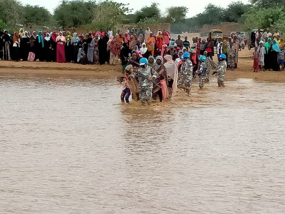 भारी बारिश से नेपाल की पहाड़ी नदियां उफनाई, सीमावर्ती इलाकों के किसानों को सताने लगा इस बात का डर