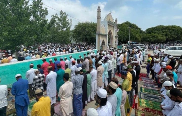 यूपी में 29 जून को बकरीद, लखनऊ में 94 ईदगाह और 1210 मस्जिदों में अदा की जाएगी नमाज, ड्रोन से होगी निगरानी