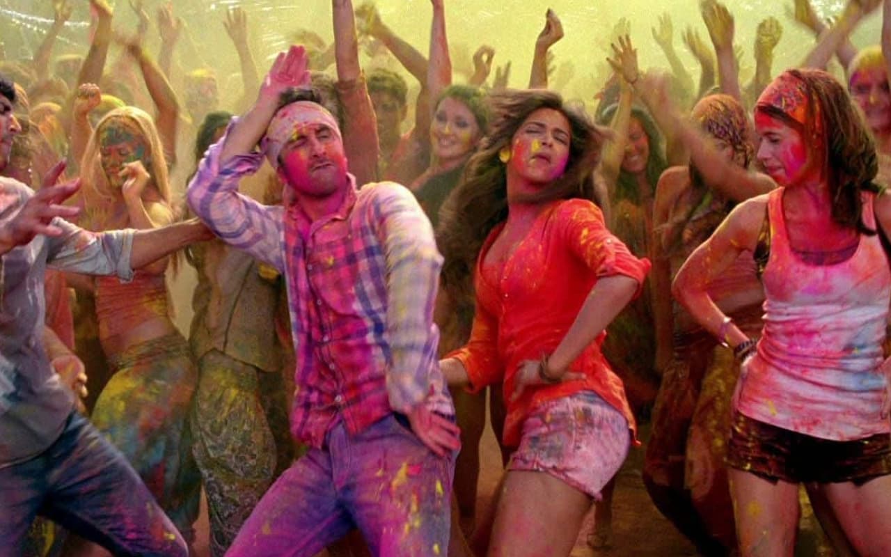 Holi 2023: पर्दे पर फिर से छा रहा है होली का रंग, बलम पिचकारी से लेकर इन गानों में दिखती है गजब की मस्ती