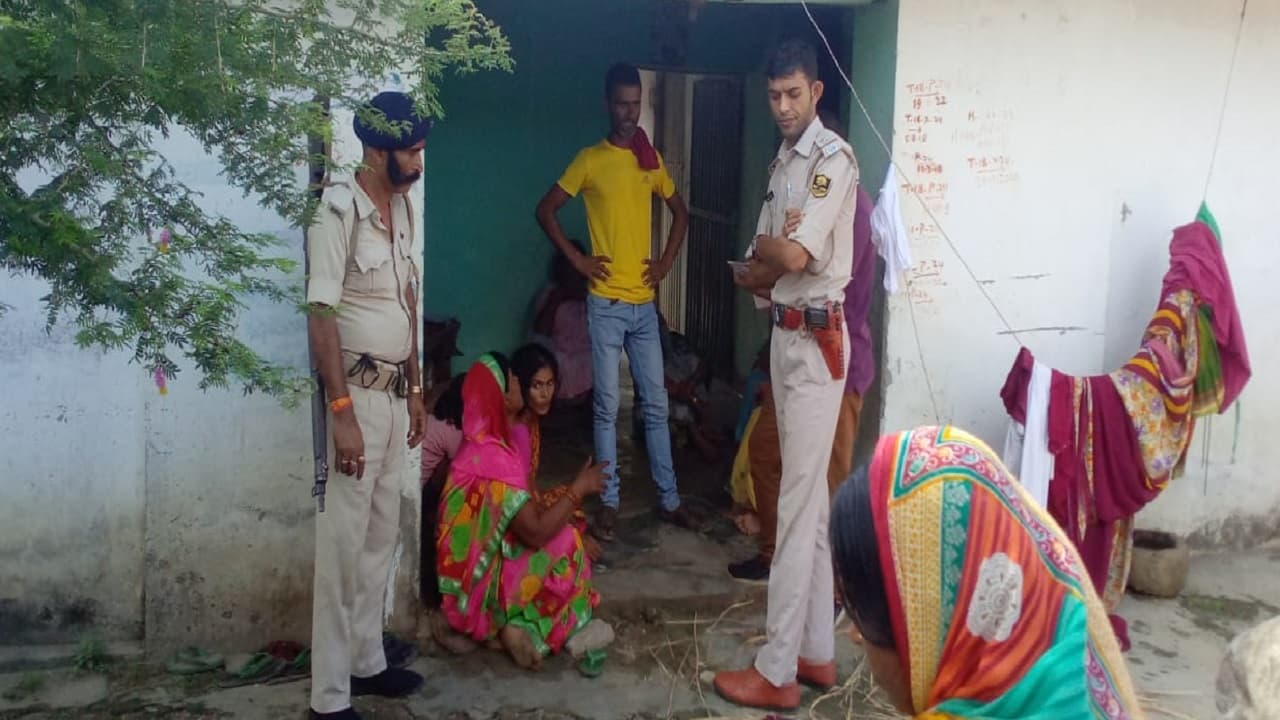 Bihar Crime: बांका में पिता ने मासूम बेटे की ले ली जान, पुलिस ने घर से तलवार किया बरामद, गिरफ्तार