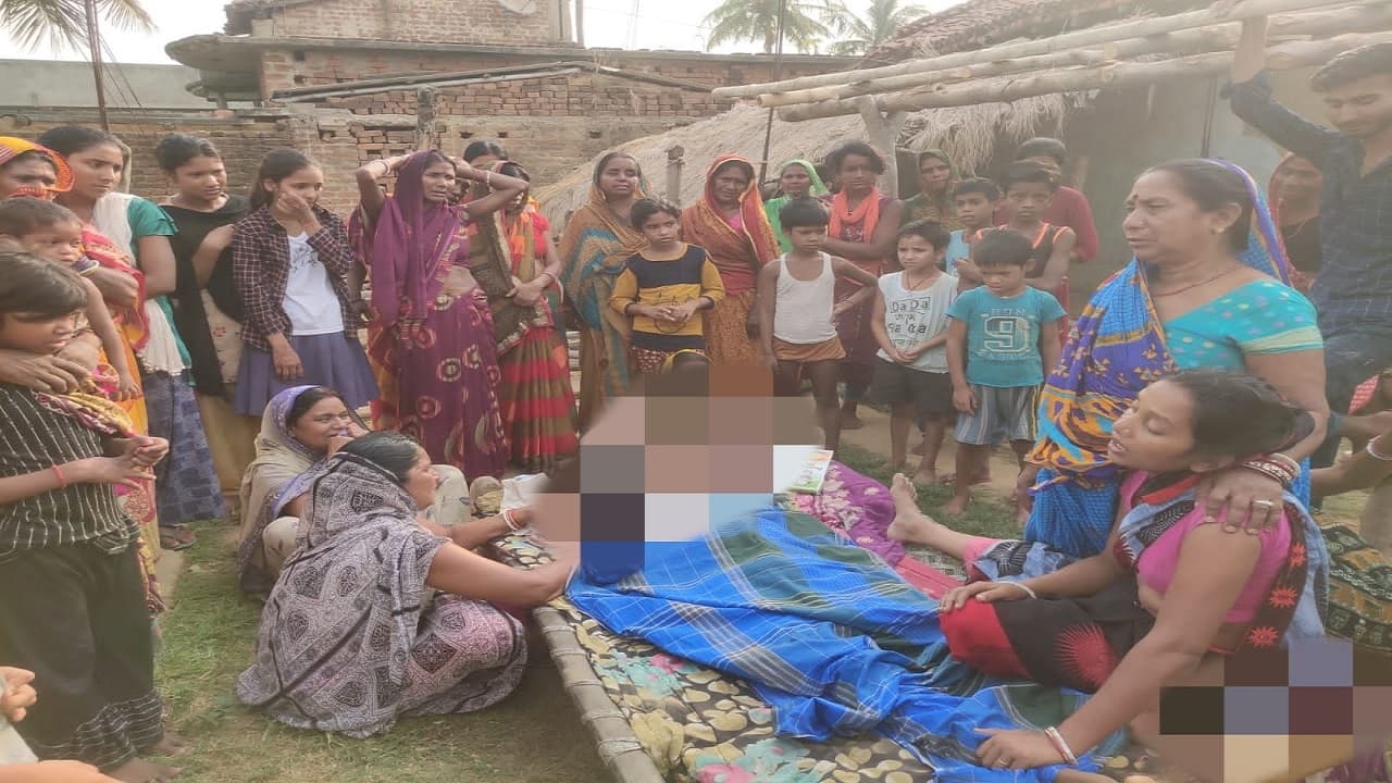 Bihar: बारात जाने के दौरान बांका के 3 बाइक सवार किशोर मुंगेर में सड़क हादसे का शिकार, 2 की मौत, 1 जख्मी