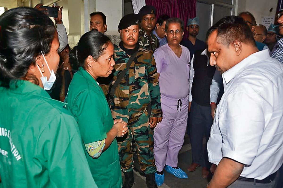 स्वास्थ्य मंत्री बन्ना गुप्ता व सचिव ने रिम्स के डॉ राकेश चौधरी किया निलंबित, दो को दी सख्त चेतावनी