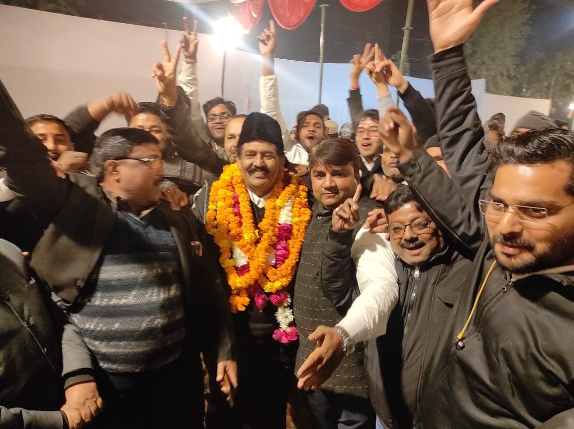 बरेली बार एसोसिएशन चुनाव: अरविंद कुमार श्रीवास्तव बने अध्यक्ष, वीपी ध्यानी फिर चुने गए सचिव