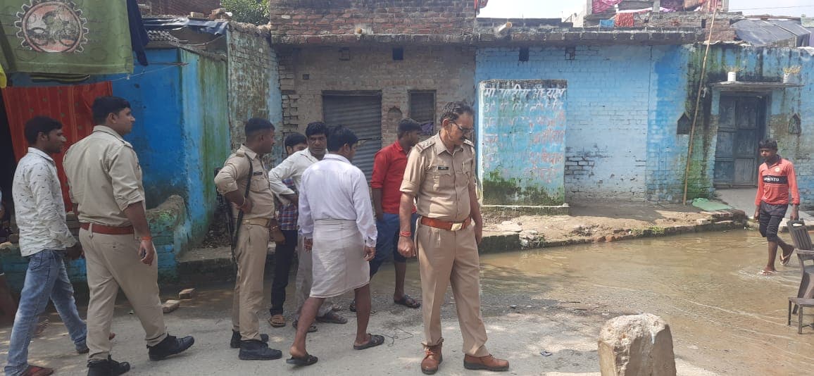 UP Floods: बरेली के फरीदपुर के गांवों में घुसा बाढ़ का पानी, रामगंगा का जलस्तर खतरे के निशान के ऊपर