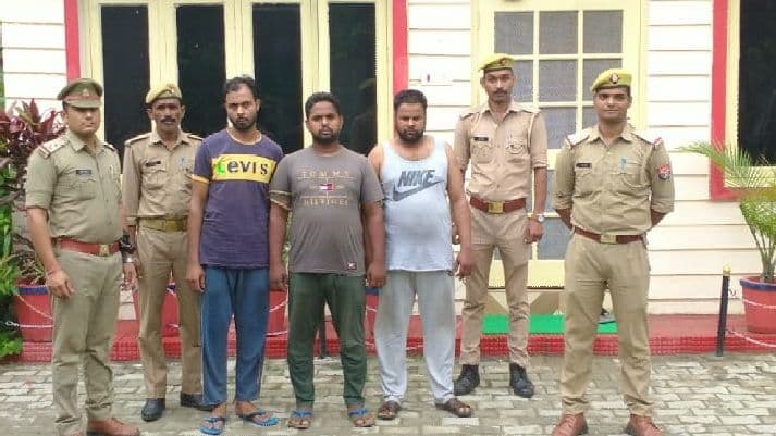 Bareilly News: उत्तराखंड के जंगल में की गोकशी, बहेड़ी में बेच रहे थे मांस, पुलिस ने ऐसे किया गिरफ्तार...