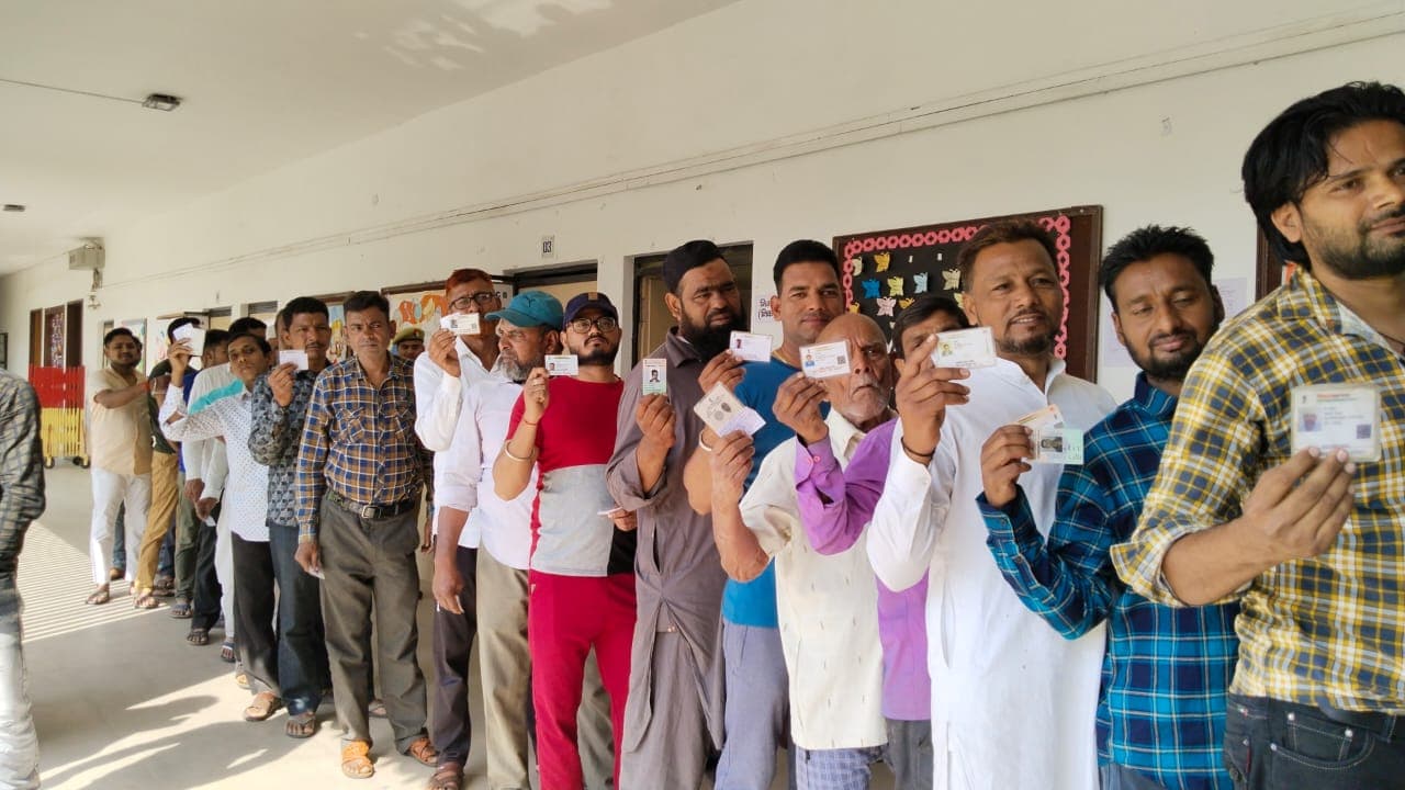 यूपी निकाय चुनाव: बरेली नगर निगम के इतिहास में सबसे कम वोटिंग, ग्रामीणों ने शहरी वोटर को पछाड़ा