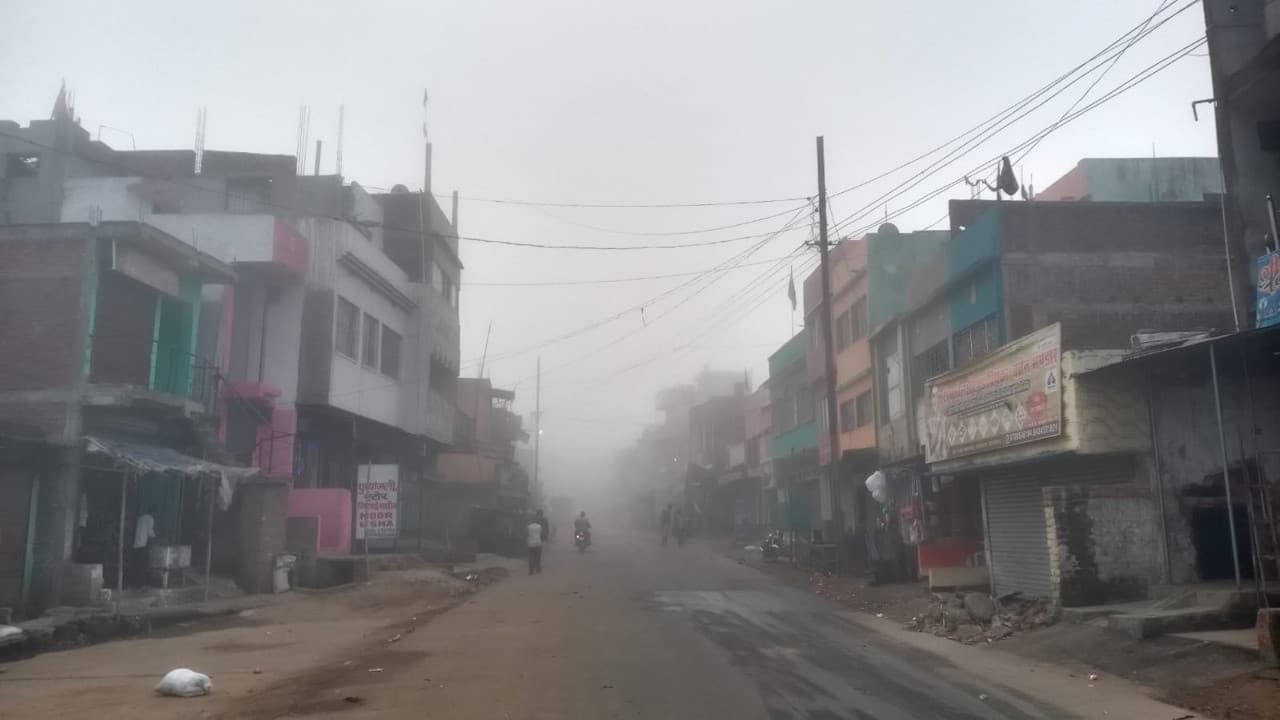 Jharkhand Weather Forecast : झारखंड में बदला मौसम का मिजाज, ठंड से राहत, फिर बढ़ेगी कनकनी