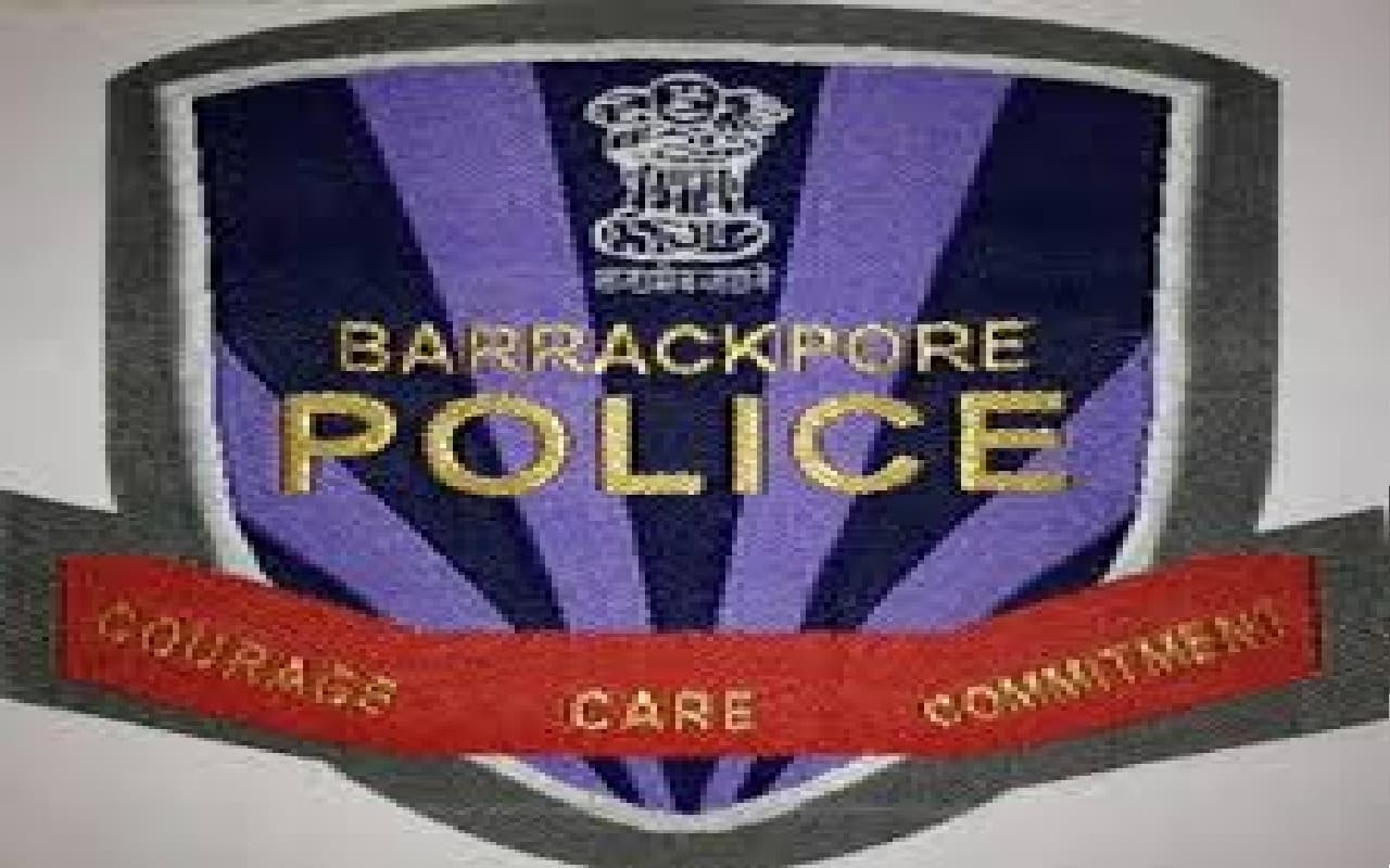 पश्चिम बंगाल: WhatsApp हेल्पलाइन नंबर के भरोसे अपराध पर अंकुश लगायेगी बैरकपुर पुलिस?