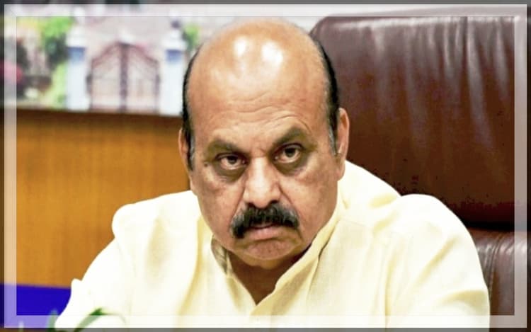 Karnataka: डीके शिवकुमार के हरकत पर कर्नाटक सीएम का बड़ा बयान, कहा- कांग्रेस जनता को समझती है भिखारी