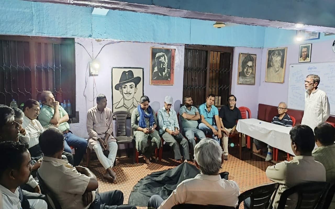 पलामू में IPTA ने किया सांस्कृतिक पाठशाला का आयोजन, लेखक तरुण कांति बोस ने कही यह बात