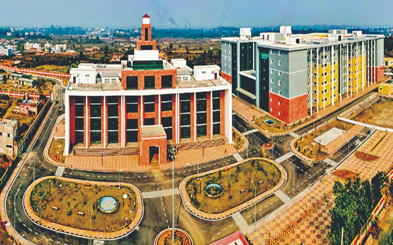 धनबाद के BBMKU ने नया भवन को किया हैंडओवर, अभी भी क्लास के लिए करना होगा इंतजार