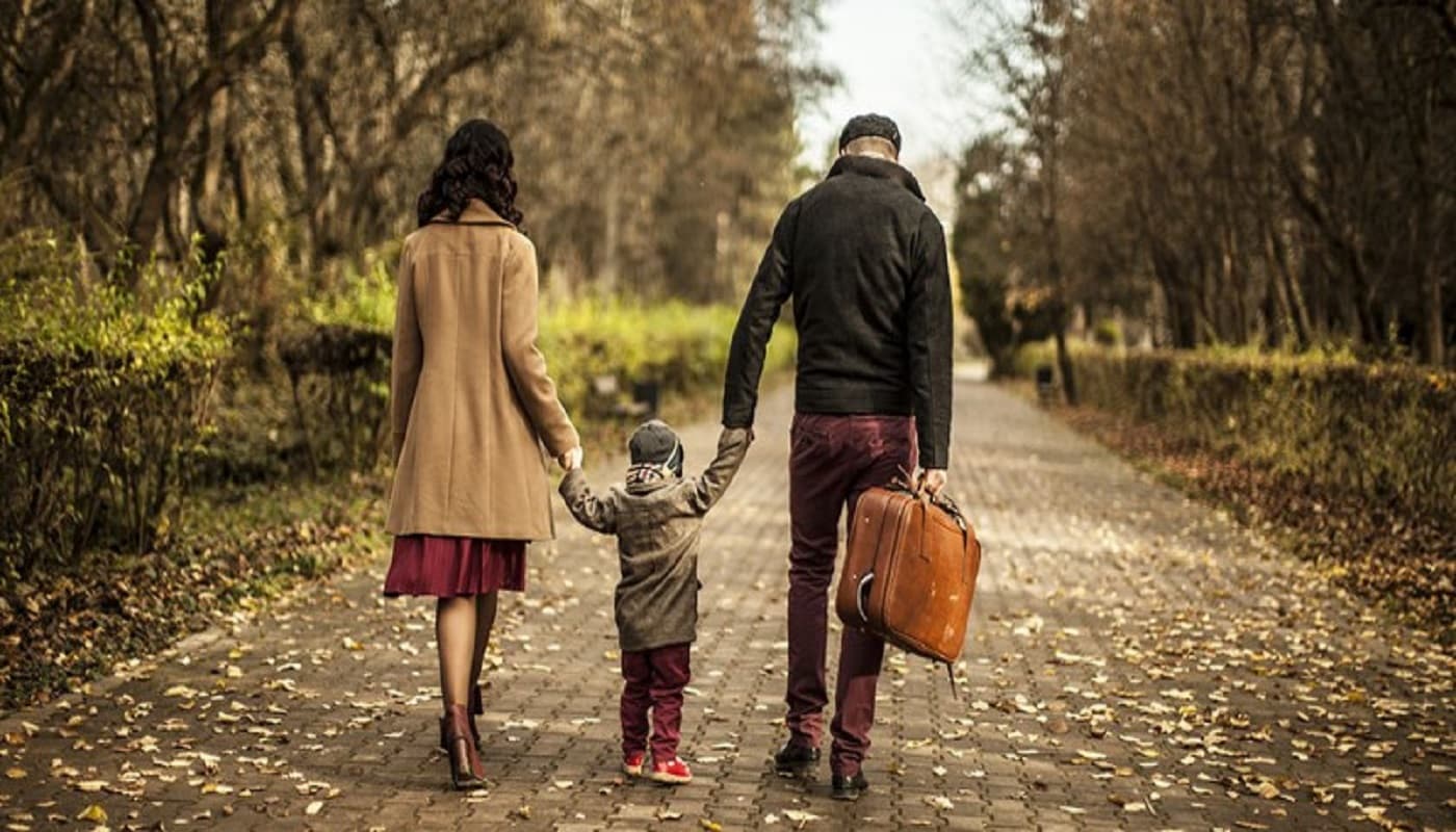 बच्चा गोद लेने की प्रक्रिया में किया गया बदलाव, अब यहां देनी होगी अर्जी, जानें क्या है नया नियम