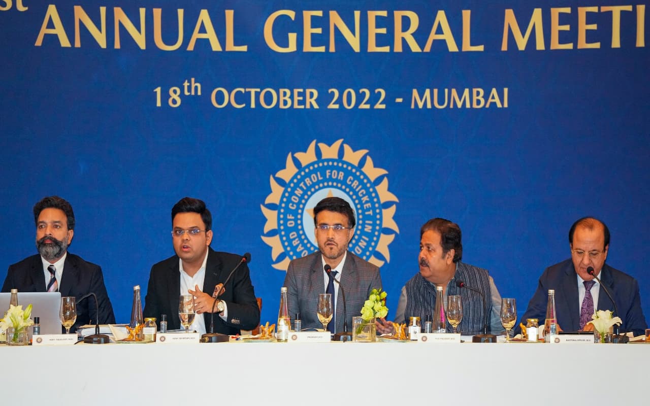 BCCI AGM: बीसीआई के 36वें अध्यक्ष बनेंगे रोजर बिन्नी, आईसीसी चेयरमैन सहित इन मुद्दों पर होगी चर्चा BCCI AGM: बीसीआई के 36वें अध्यक्ष बनेंगे रोजर बिन्नी, आईसीसी चेयरमैन सहित इन मुद्दों पर होगी चर्चा