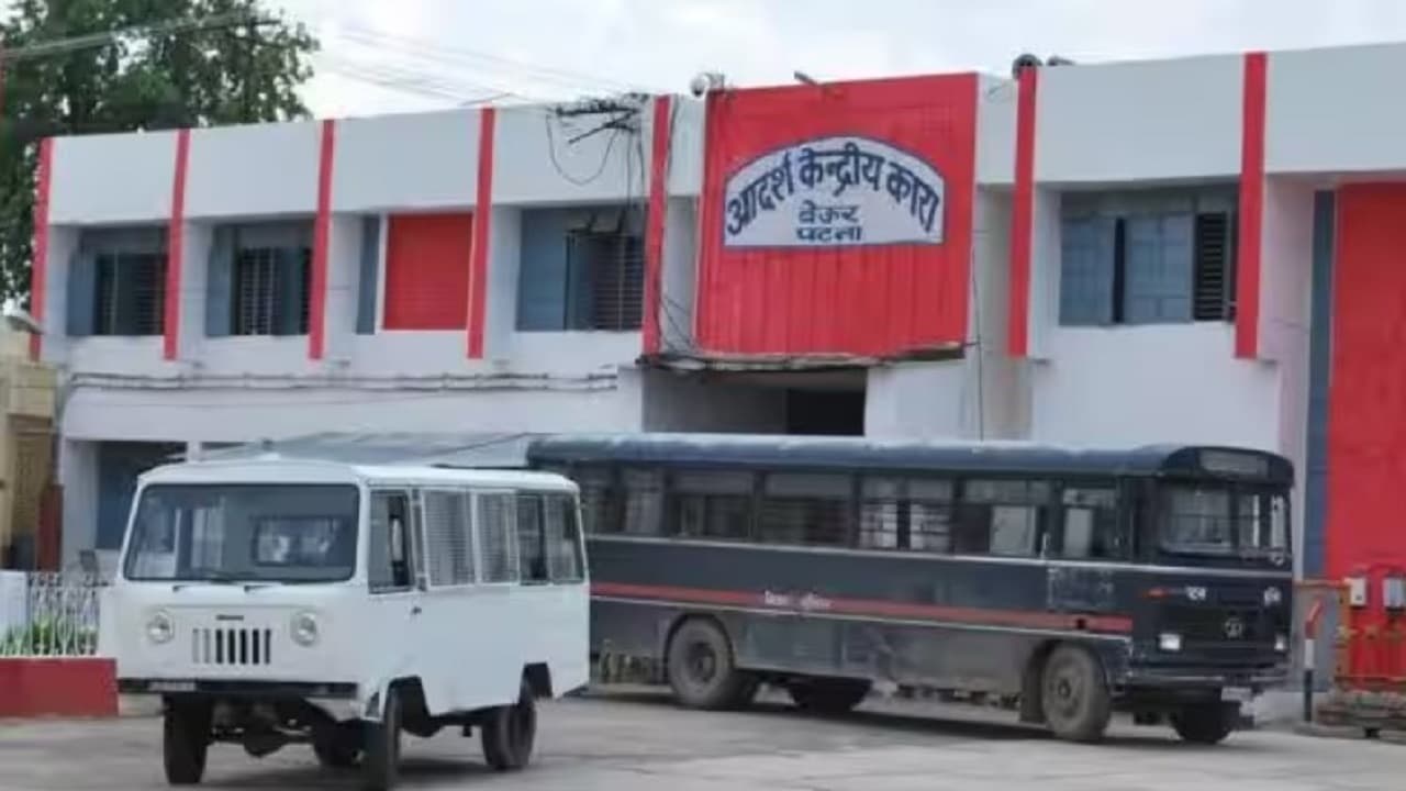 बिहार: पटना के बेऊर जेल में बंद सृजन घोटाले के आरोपी की अचानक मौत, प्रशासन में मची खलबली