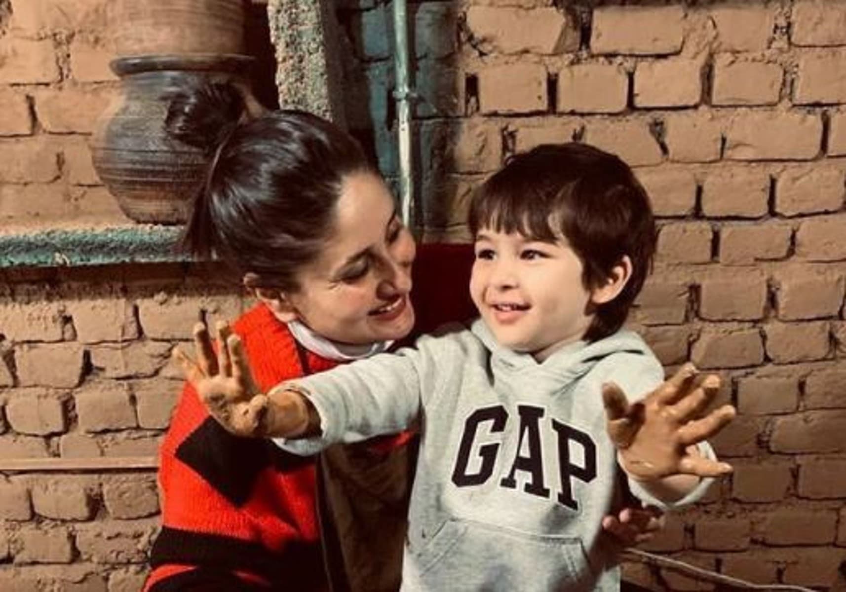 Taimur Birthday: जब नन्हे कदमों से पहली बार चलना सीखे थे तैमूर, करीना कपूर ने बर्थडे पर शेयर किया अनसीन VIDEO
