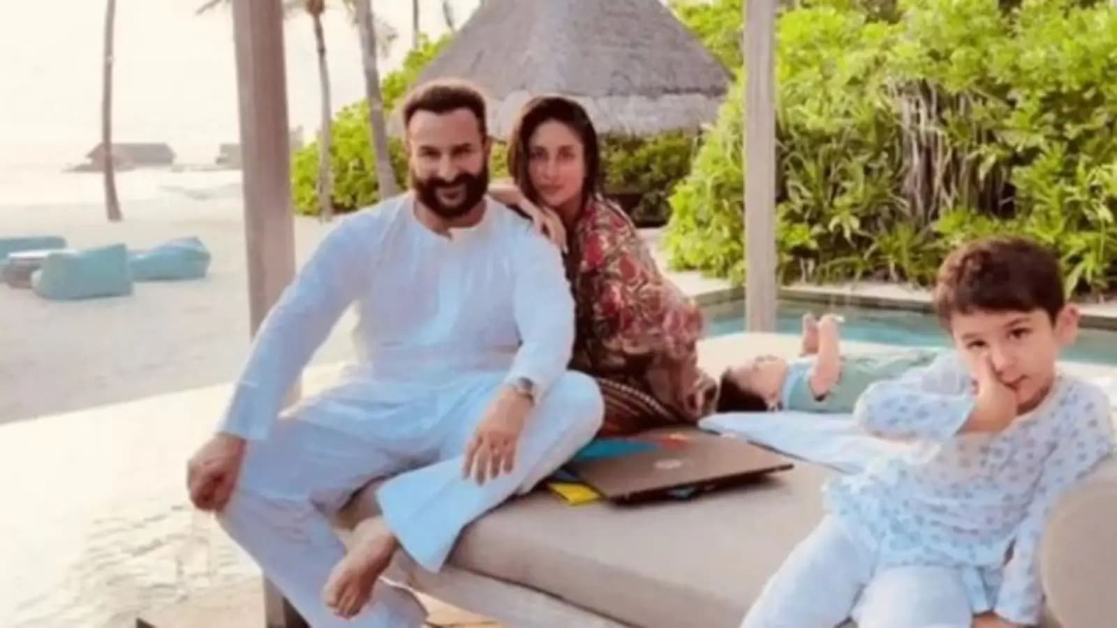 कोरोना की वजह से जेह-तैमूर से दूर हुई करीना कपूर, सोशल मीडिया पर यूं बयां किया अपना दर्द कोरोना की वजह से जेह-तैमूर से दूर हुई करीना कपूर, सोशल मीडिया पर यूं बयां किया अपना दर्द