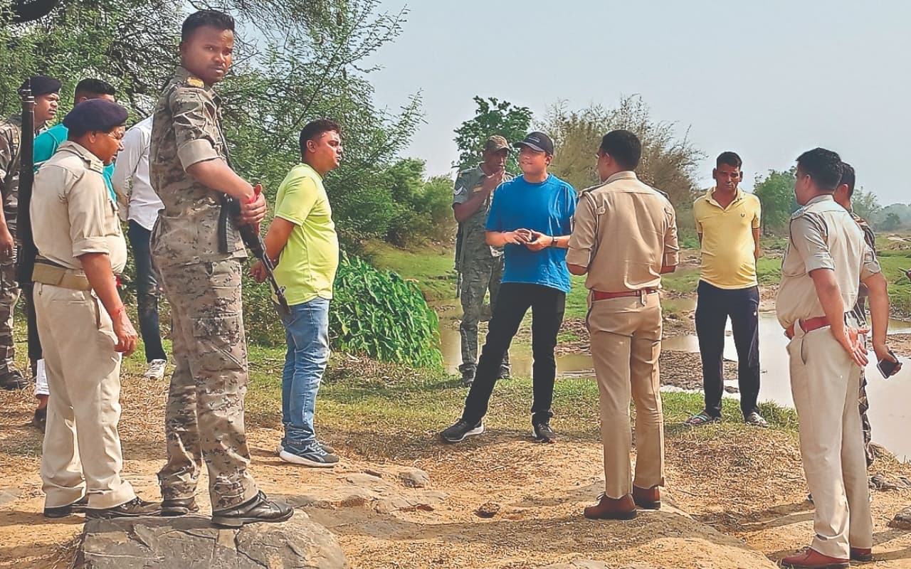 अवैध खनन के खिलाफ झारखंड में 310 जगह छापेमारी, 387 वाहन जब्त, 39 गिरफ्तार, 116 पर केस