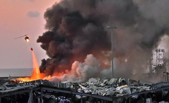 Lebanon: बेरुत भीषण धमाके की इन तस्वीरों में दिखी तबाही, पलक झपकते ही लेबनान की राजधानी वीरान