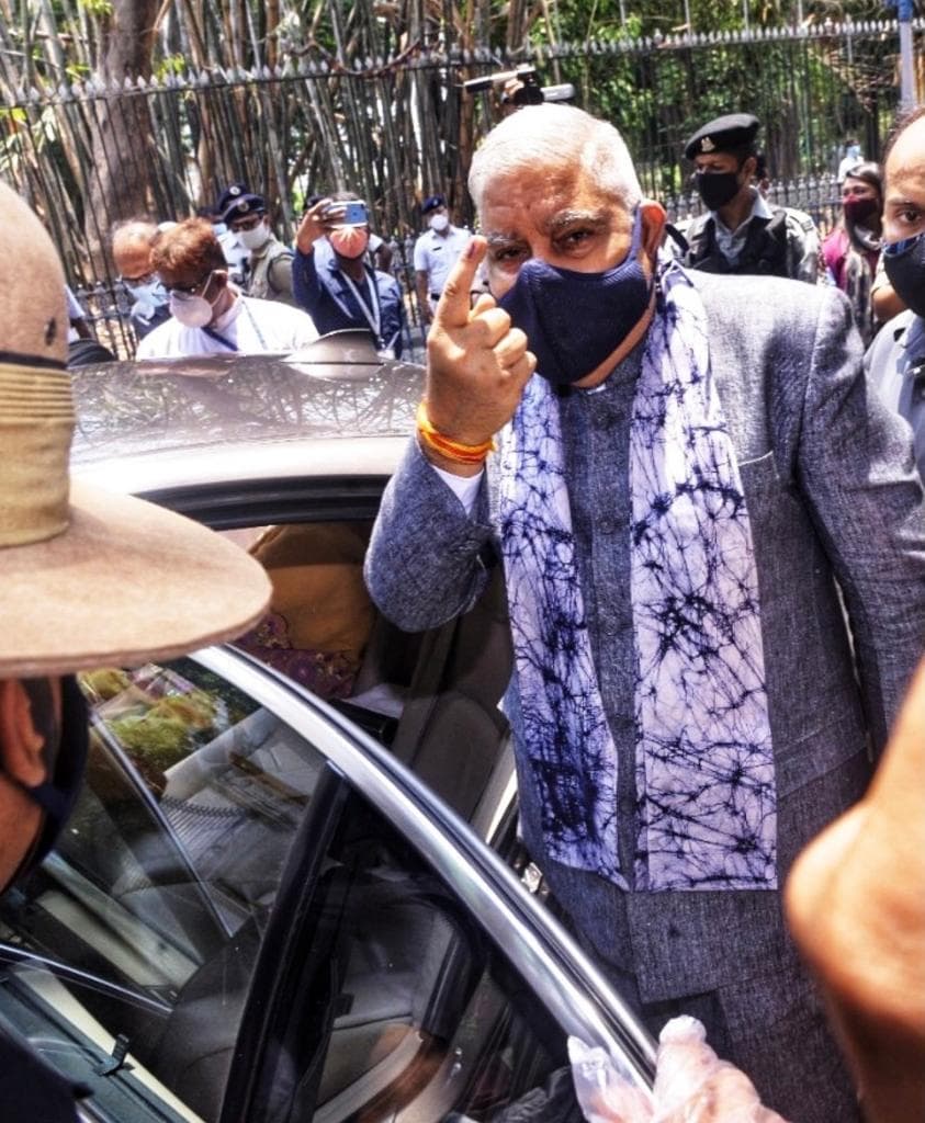 'ECI की व्यवस्था से खुश हूं', कोलकाता में मतदान करने के बाद बोलें राज्यपाल जगदीप धनखड़