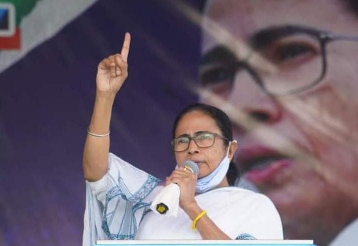 Bengal Chunav 2021 : सेंट्रल फोर्स पर TMC के कार्यकर्ता करा दें FIR, जानिए हुगली की रैली में ममता बनर्जी ने क्यों दिया ये बयान? Bengal Chunav 2021 : सेंट्रल फोर्स पर TMC के कार्यकर्ता करा दें FIR, जानिए हुगली की रैली में ममता बनर्जी ने क्यों दिया ये बयान?