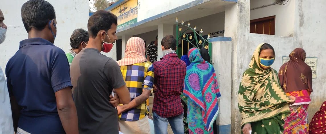 Paschim Medinipur Election 2021 : पश्चिम मेदिनीपुर में हिंसक घटनाओं के बीच समाप्त हुआ पहले चरण का मतदान