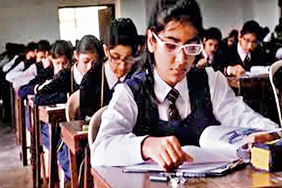 Manipur Schools to Reopen: मणिपुर में कक्षा 9वीं से 12वीं के लिए 10 अगस्त से खुल रहे स्कूल, पढ़ें पूरी डिटेल