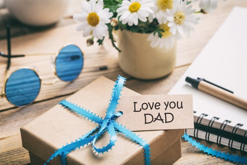 Father's Day पर पापा को देना है गिफ्ट, तो इन ऑप्शंस पर जरूर गौर कर लें
