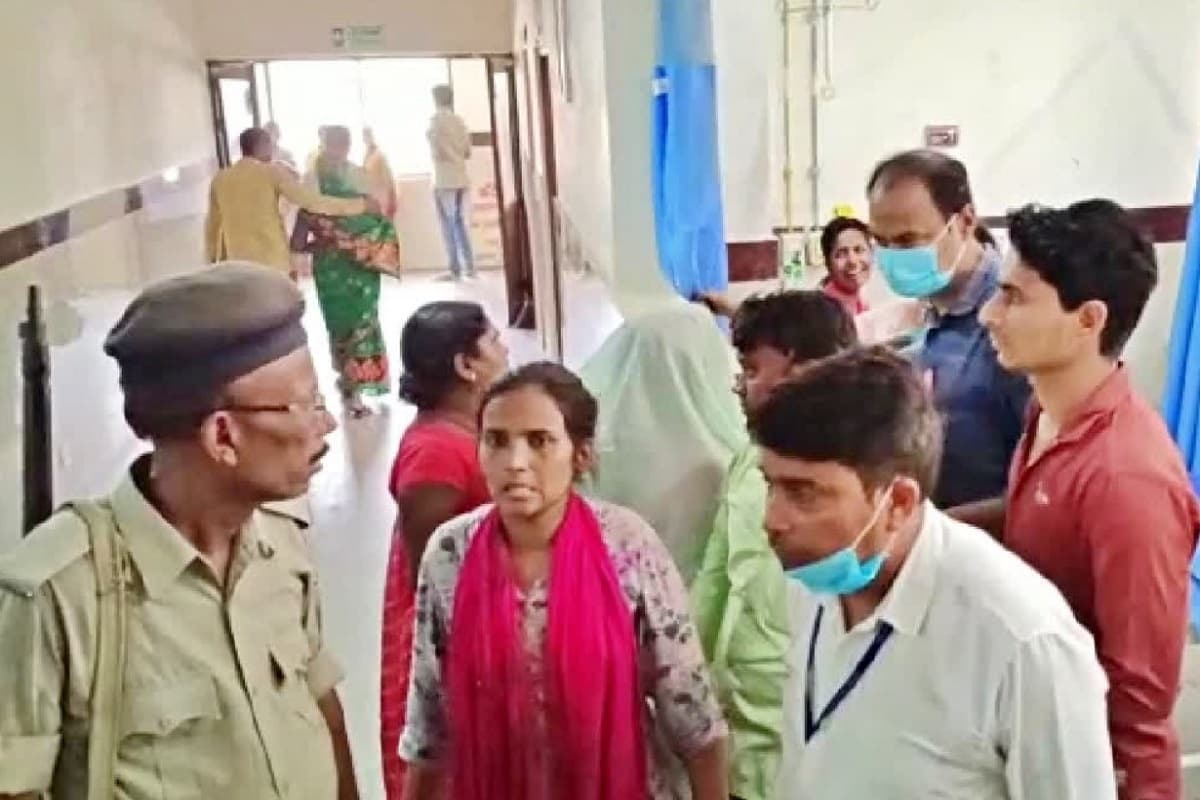 बिहार: बेतिया मंडल कारा में पांच साल से बंद कैदी की मौत, परिजनों ने लगाया ये गंभीर आरोप बिहार: बेतिया मंडल कारा में पांच साल से बंद कैदी की मौत, परिजनों ने लगाया ये गंभीर आरोप