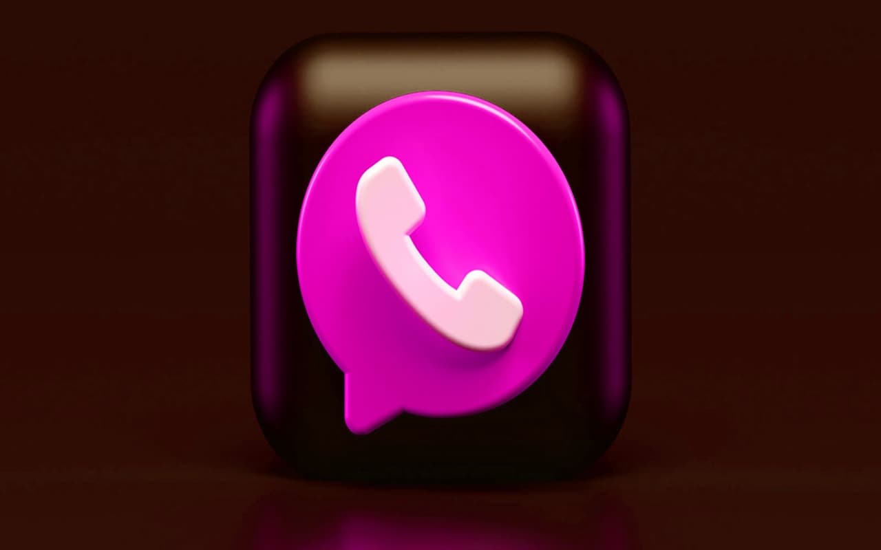 Pink Whatsapp Scam: मार्केट में आया नया स्कैम, चुरा रहा पैसे से लेकर पर्सनल डिटेल्स, ऐसे रहें ALERT