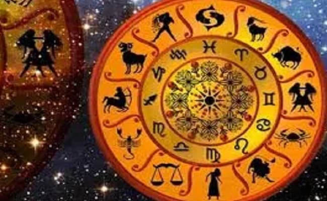 Rashifal: सावन का महीना खत्म, भादो में इन 5 राशियों के जातक की चमकेगी किस्मत