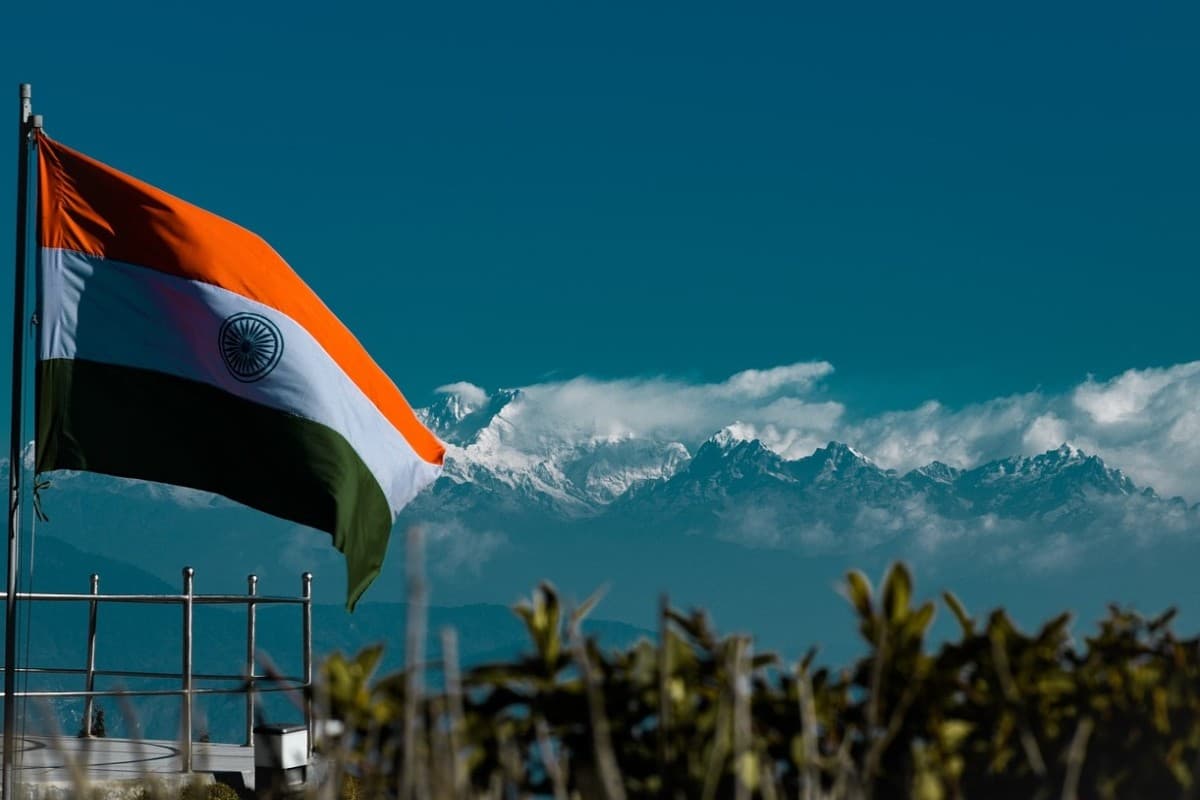 Famous Places To Visit October: अक्टूबर के महीने में घूमने के लिए सबसे शानदार 10 जगहें