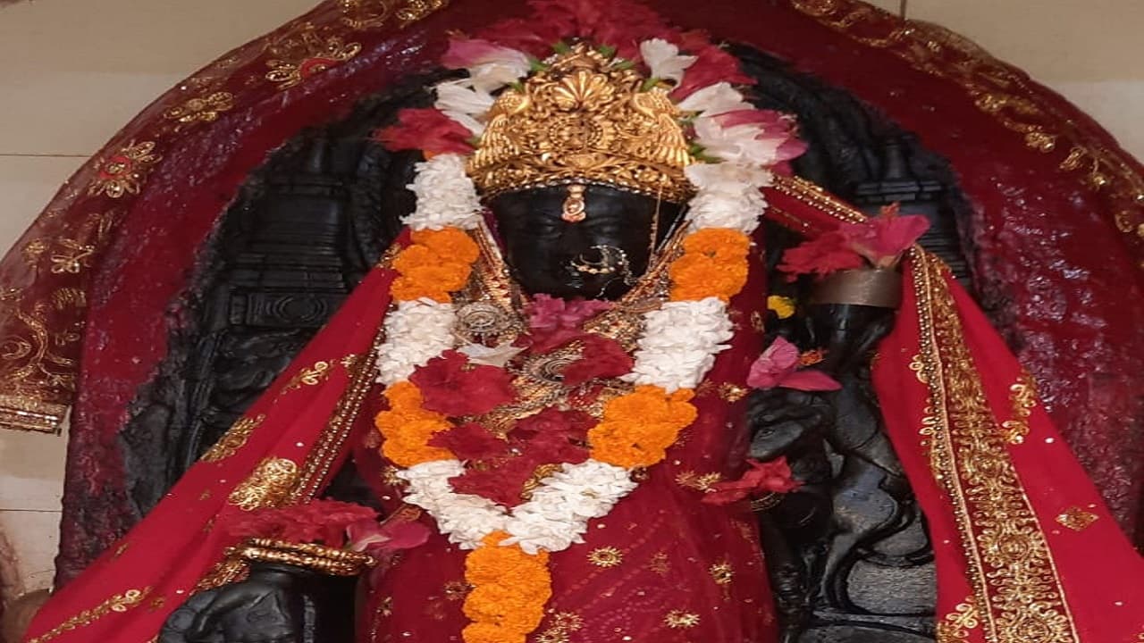 Chaitra Navratri 2022:चैत्र नवरात्रि के पहले दिन भद्रकाली मंदिर में उमड़े श्रद्धालु, गूंज रहा मंत्रोच्चार