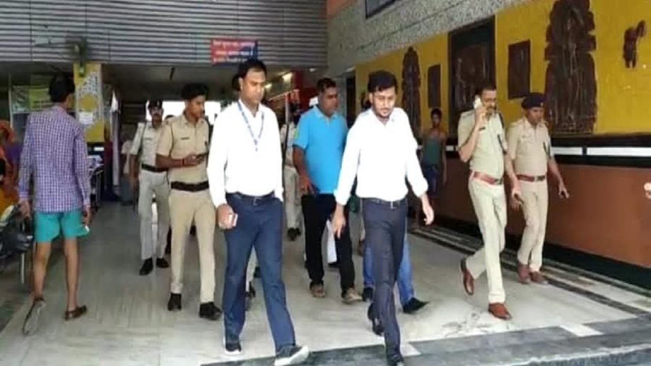 Bihar Bandh: भागलपुर में शांतिपूर्ण रहा माहौल, डीएम-एसएसपी खुद रहे सक्रिय, अधिकतर दुकानें रहीं बंद