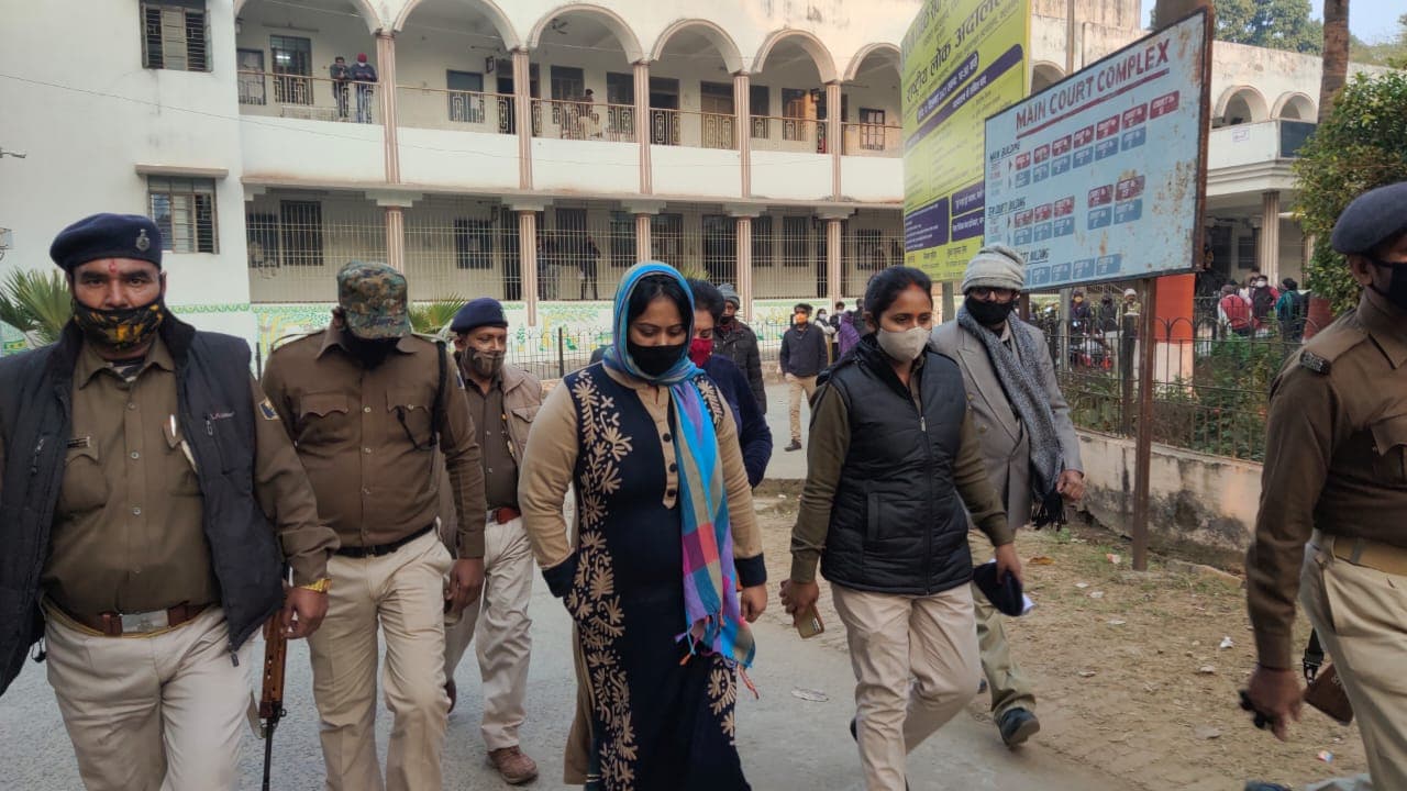 भागलपुर राजद की जिलाध्यक्ष नूतन ने पति के खाने में मिलाया जहर, एसपी के आदेश पर अब हुई गिरफ्तार