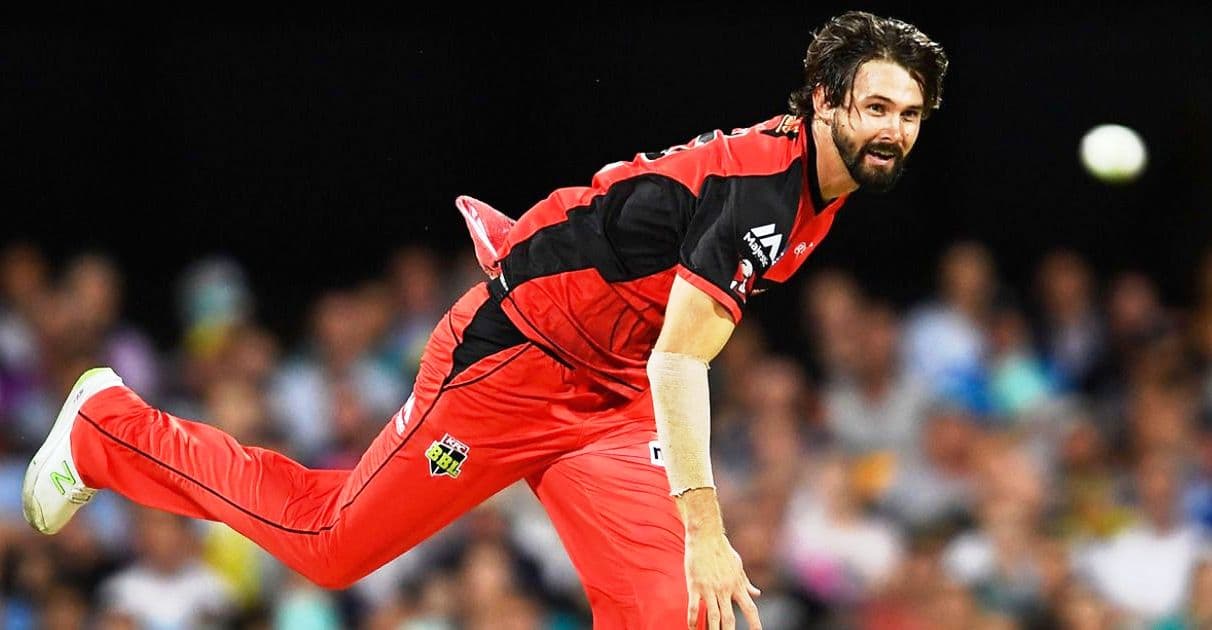 IPL 2020: रैना के बाद एक और खिलाड़ी ने आईपीएल से वापस लिया नाम, RCB ने 4 करोड़ में खरीदा था