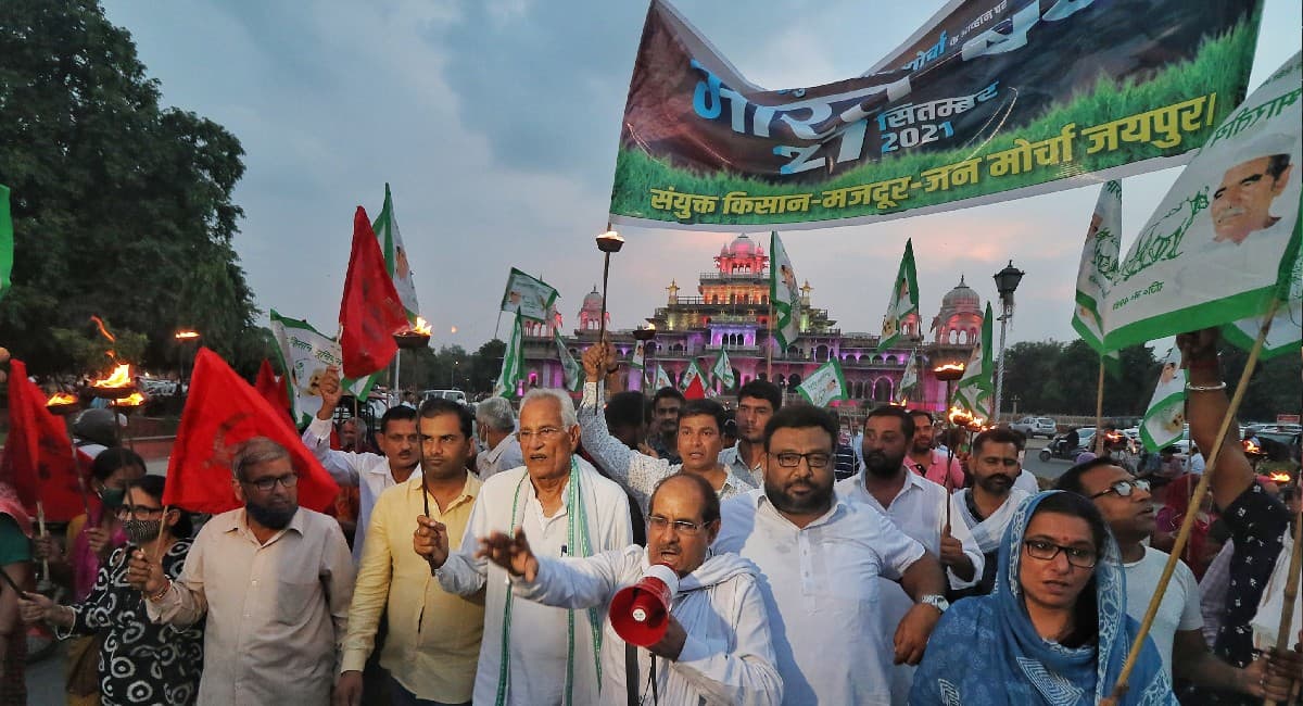 Today NewsWrap: पढ़ें सोमवार सुबह की बड़ी खबरें, किसानों का भारत बंद, आयुष्मान भारत डिजिटल मिशन होगा लॉन्च