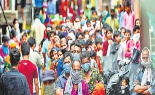 15 मई तक स्कूल-कॉलेज और मॉल बंद रखने की सिफारिश, कई राज्य लॉकडाउन बढ़ाने के पक्ष में