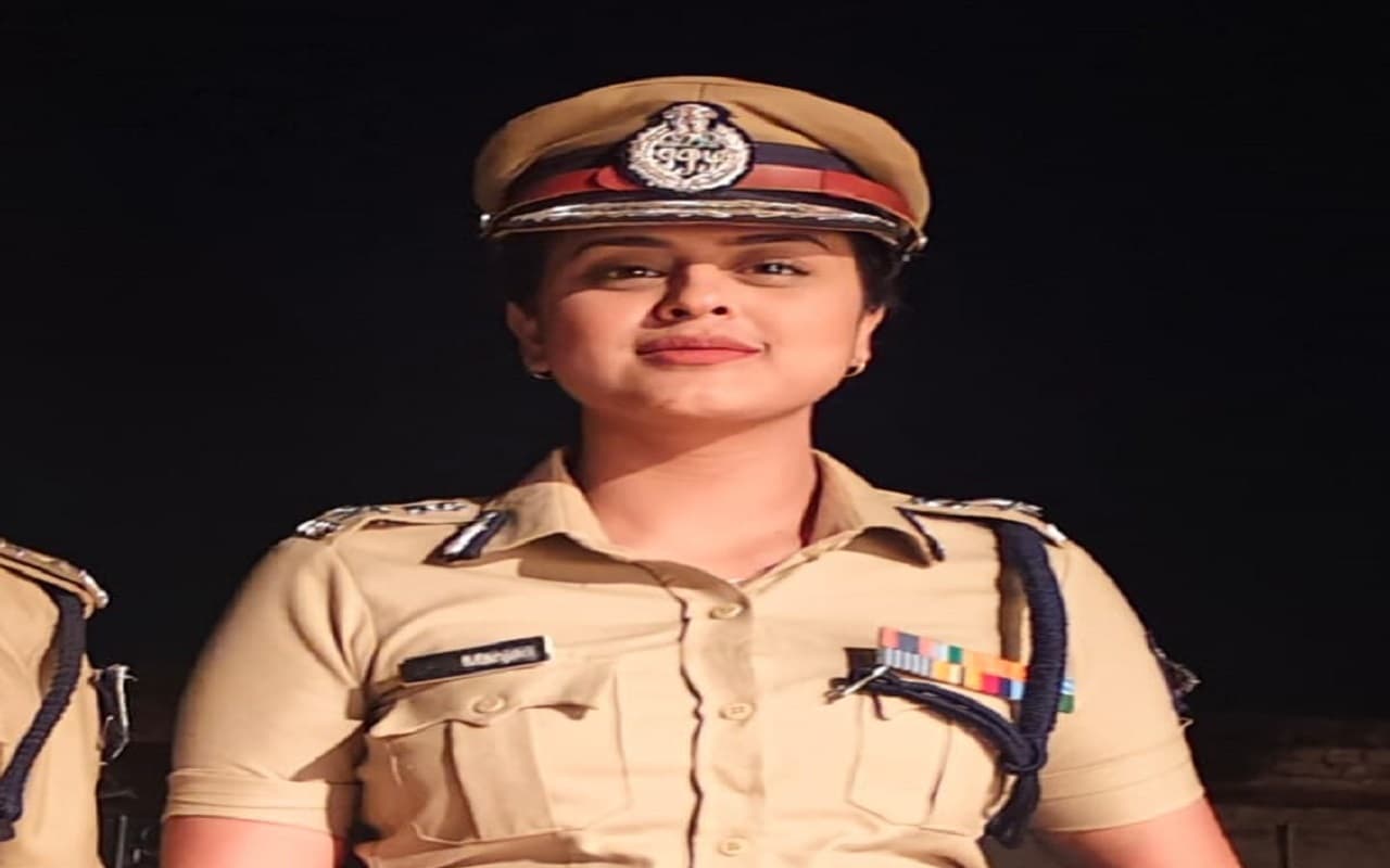 Exclusive: भोजपुरी फिल्म अवैध में खेसारी लाल यादव के साथ दिखेंगी 'आईपीएस' यामिनी सिंह, पढ़िए खास बातचीत