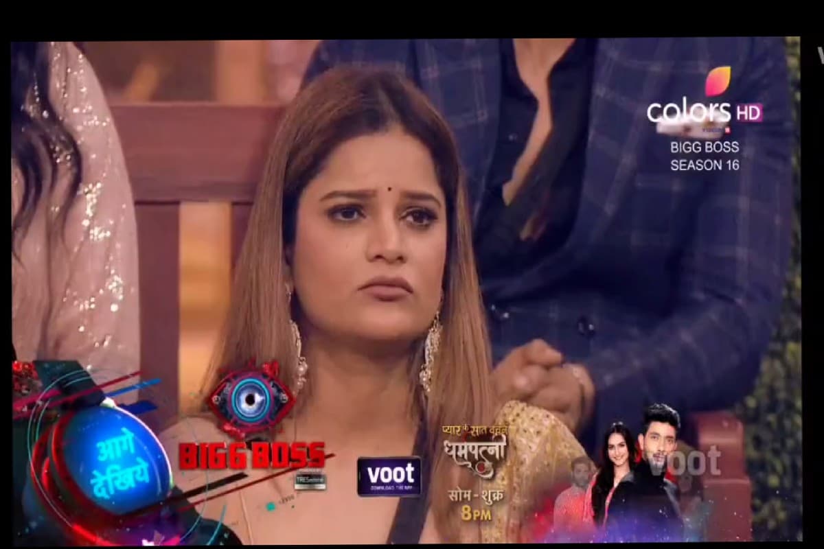 Bigg Boss 16: सुम्बुल को बदसूरत कहने पर सलमान खान ने लगाई अर्चना गौतम की क्लास, कहा- ज्यादा उड़ो मत… Bigg Boss 16: सुम्बुल को बदसूरत कहने पर सलमान खान ने लगाई अर्चना गौतम की क्लास, कहा- ज्यादा उड़ो मत…