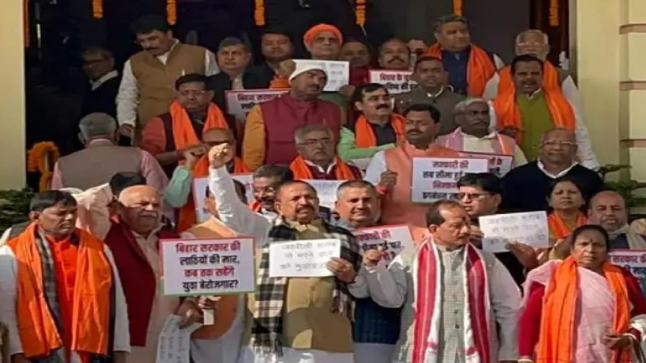 बिहार विधानसभा में बड़ा हंगामा, RJD विधायक बोले- BJP ने कराया शराबकांड, BJP ने सीएम से मांगा इस्तीफा