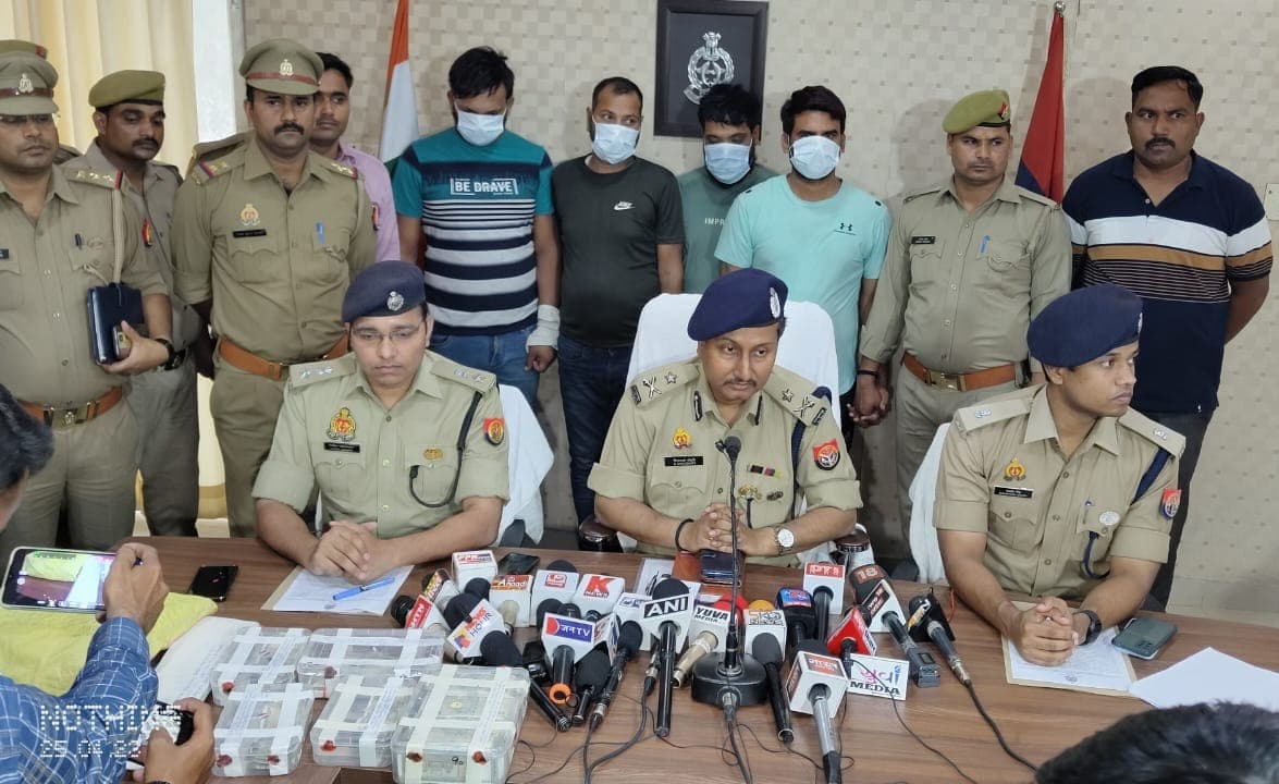 बिहार के ‘एटीएम बाबा गैंग’ ने यूपी में की वारदात, उड़ाये 39.56 लाख रुपये, महिला भी शामिल थी चोरी में