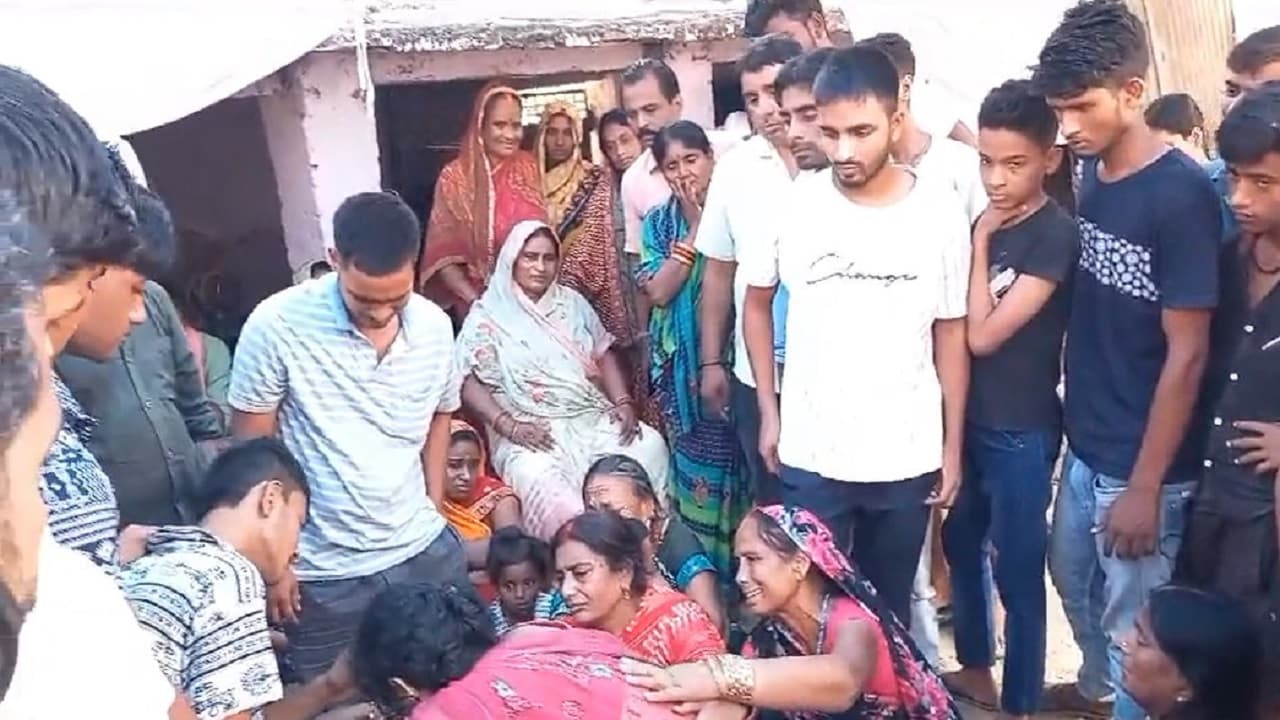 बिहार: सिवान में भाजपा नेता को गोलियों से भूना, अपनी भाभी के श्राद्ध कर्म की तैयारी में जुटे थे शिवजी..